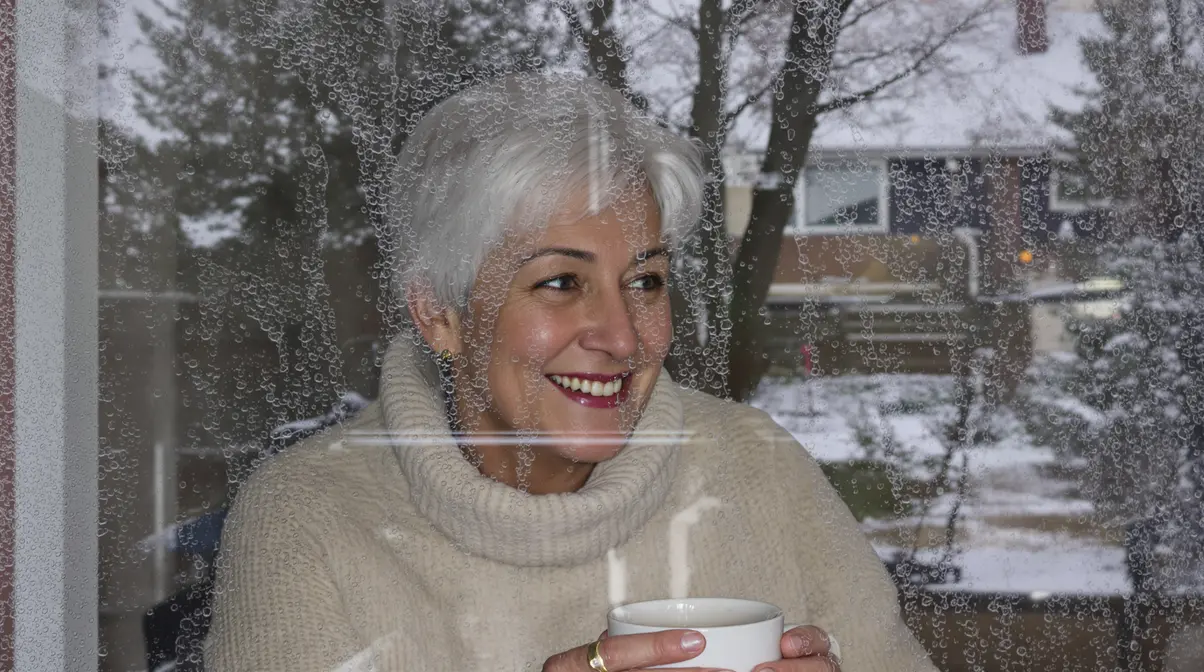 Ne jetez plus vos vieilles boîtes d’œufs : recyclez-les au jardin pour attirer encore plus d’oiseaux tout l’hiver