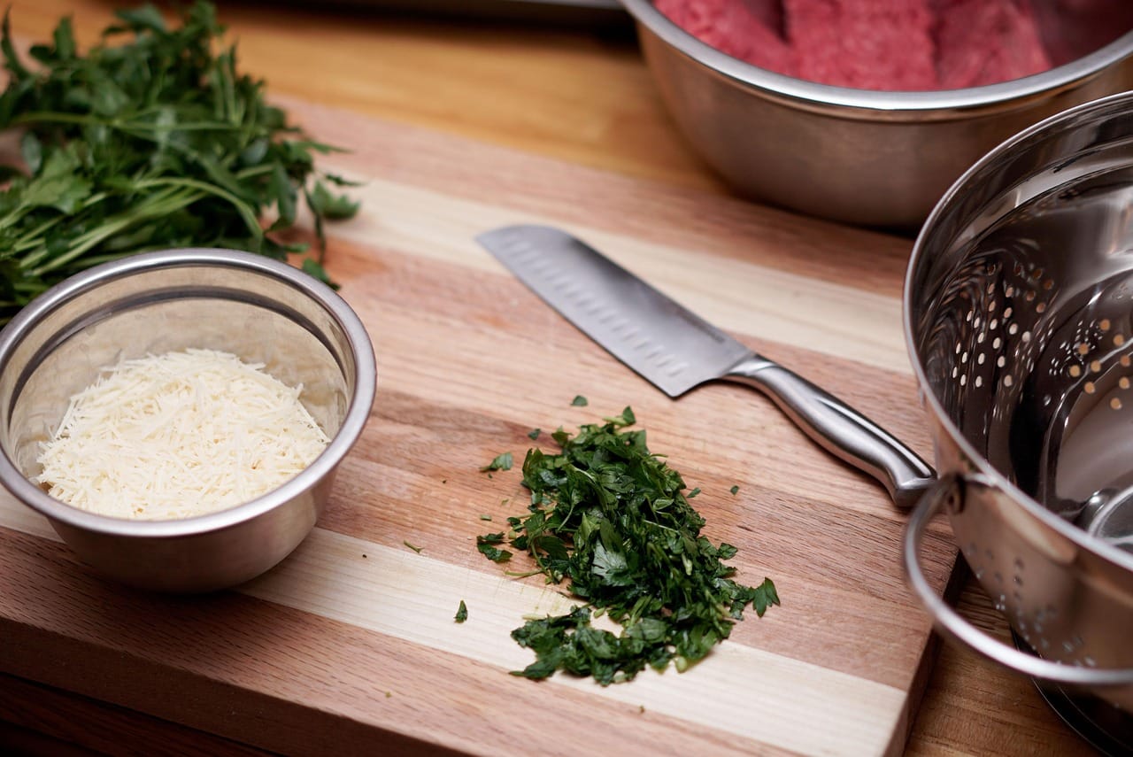 Couteaux de cuisine : comment choisir les meilleurs alliés pour cuisiner Couteaux de cuisine : comment choisir les meilleurs alliés pour cuisiner