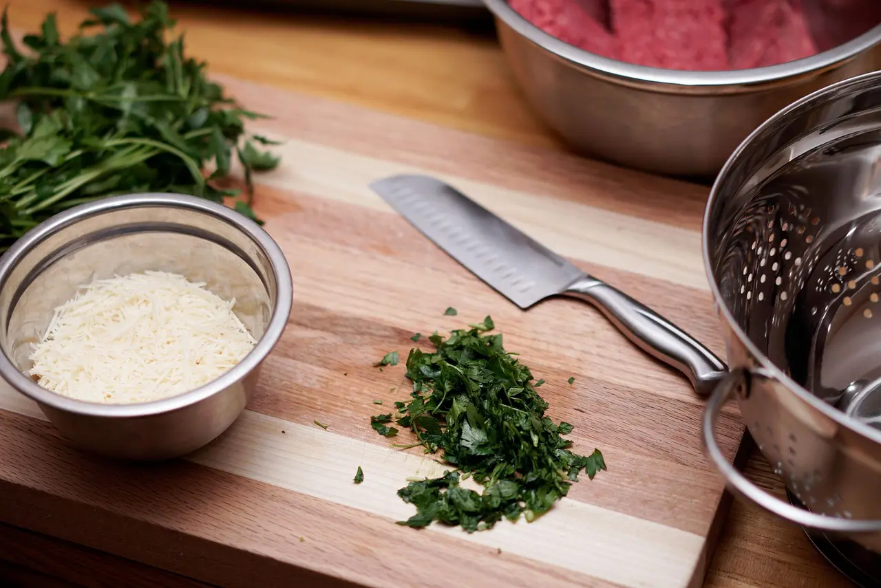 Couteaux de cuisine : comment choisir les meilleurs alliés pour cuisiner Couteaux de cuisine : comment choisir les meilleurs alliés pour cuisiner